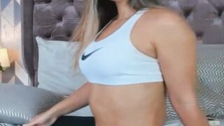 Sexy Babe Stripper Finger Fuck Her Hole