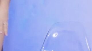 Twerking And Dildo Sucking Till She Cum 2
