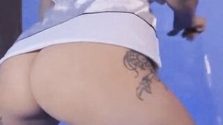 Twerking And Dildo Sucking Till She Cum 2