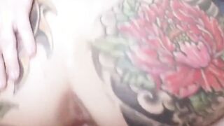 Hottie goddess Wednesday Nyte Bounces Her Tattoed Butt On bf