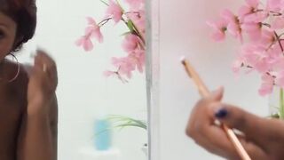 Reality Kings - Gia Derza Surprises Daizy Cooper Into The Shower With Some Snatch Eating