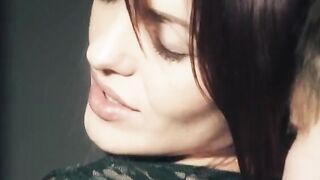 Slim red oral sex Bombshell has wild multi-orgasmic sex with a stranger