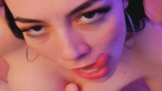 Wild Hot Chick Fuck Her Wet Hole