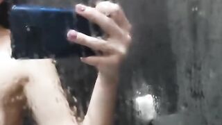 DoeGirls - Gia Ren Crazy Hot Spanish Hot Hottie Shower And