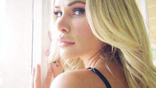 Amazing blonde MILF model Jessa Rhodes