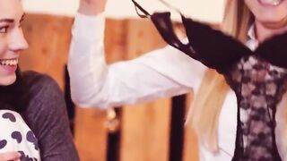 LOS CONSOLADORES Goddess Sicilia & Arwen Gold Into Crazy Cutie