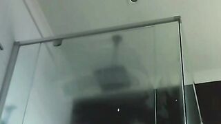 the beautiful naked body of my stepmom