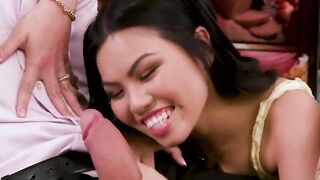 ScamAngels - Gina Valentina hot USA Bimbo Seduces Restaurant Owner