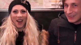 BUMS BUS - Long Booty Hot Mia Blow Takes It
