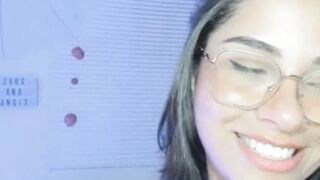 Nerd Babe Loves To Do Deepthroat Cock