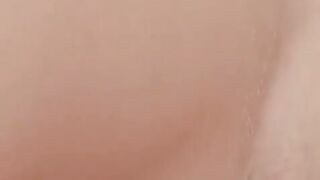 Slutty blonde cougar Tracy Gold spreads and fingering her twat