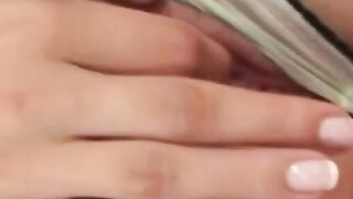 Twat likes Finger Bang