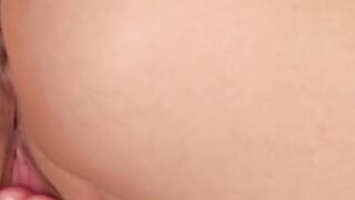 Gigantic-ass long-tit blonde Randy Moore fingering herself up-close