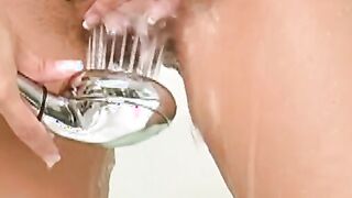 Lela Starr Dildos her Vagina Into the Goddess Bath Tub