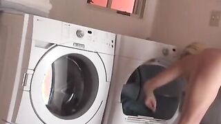 Jana Jordan Masturbates On The Washing Machine