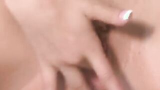 Miley Bangs Her Pussy