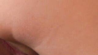 Gigantic-butt dark hair GF gets nude down to finger her pink vagina
