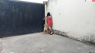 ENTREGADOR DE APLICATIVO TRANSANDO COM GOSTOSAS QUE PEDIU LANCHES (