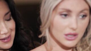 Milf licks maid of honor before wedding