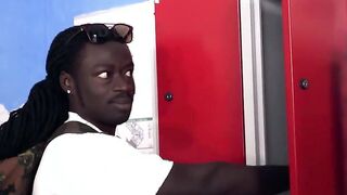 HornyHostel - Eveline Dellai Gigantic Booty Czech Hoe Extreme bbcs