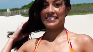 Incredibly CUTIE Latina with a super sexy Goddess ass ride hard penis