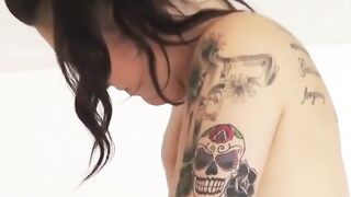 Mofos - Land lord has some fun with goddess barely legal