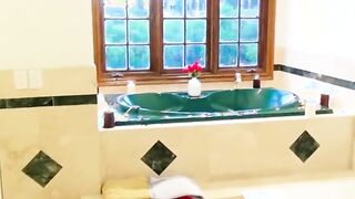 I Know That Girl - Laura Brooks makes a sex clip with her bf