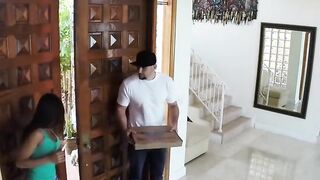 Mofos - Pervs On Patrol - Natural Barely Legal Tricks Pizza Man , Nicole Bexley
