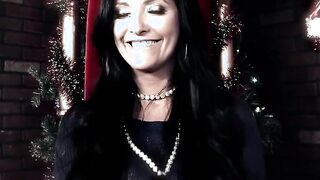 Mofos - Milfs Like It Black - Gigantic Ds Merry Dickmas Special starring Sammy Brooks