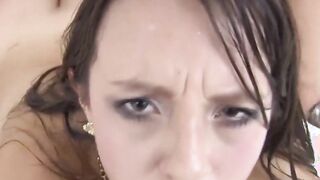 MAMACITAZ - (Isabela Monsalve & Pedro Nel) Bae Latina Makes A Kinky