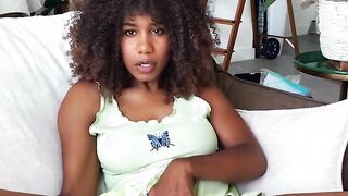 Gaming And Masturbation Makes A Irresistible Combo For Jenna Foxx