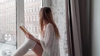 DOEGIRLS - Bored Barely Legal Kaisa Nord Plays With Sex Vibrator At