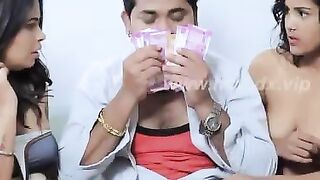 Palang Tod Siskiyaan Season 04 Part 01 Ullu Originals Web Series 10