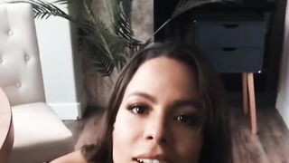 Reality Kings - Amazing Beauty Girl Luna Chaturbate Getting Her Cute Face & Her Horny Vagina