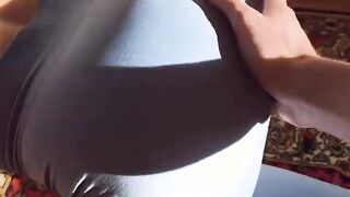 Hot Sex in Yoga Pants Fucked Creamy Pussy Eats Cum
