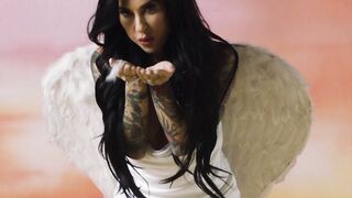 Joanna Angel shows off her luscious body