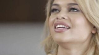 White Tgirl Erica fucks Destinys wet pussy