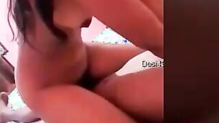 Desi Indian couple Hotelroom sex