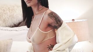 Julie Kay showed stunning black body