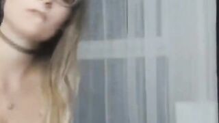 Nerdy women Sex Vibrators Her Snatch