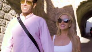 VIXEN - there are different Rules when Hooking up on Vacation