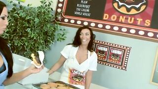 Brazzers - Gigantic Tit Cop Audrey Bitoni wants 2 Donnuts with a