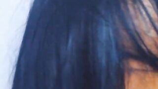 Bae Dark Haired chick Fucking Her Pussy With Dildo