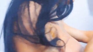 Bae Dark Haired chick Fucking Her Pussy With Dildo
