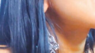 Bae Dark Haired chick Fucking Her Pussy With Dildo