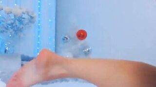 Bae Dark Haired chick Fucking Her Pussy With Dildo