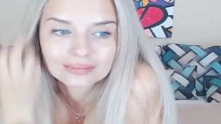 Blonde Chick Rubs Her Pink Tight Cunt