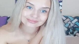 Blonde Chick Rubs Her Pink Tight Cunt