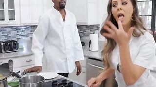 Hottie For The Fellatio Chef