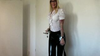 Office slut in rubber leggings - facial spray explosion